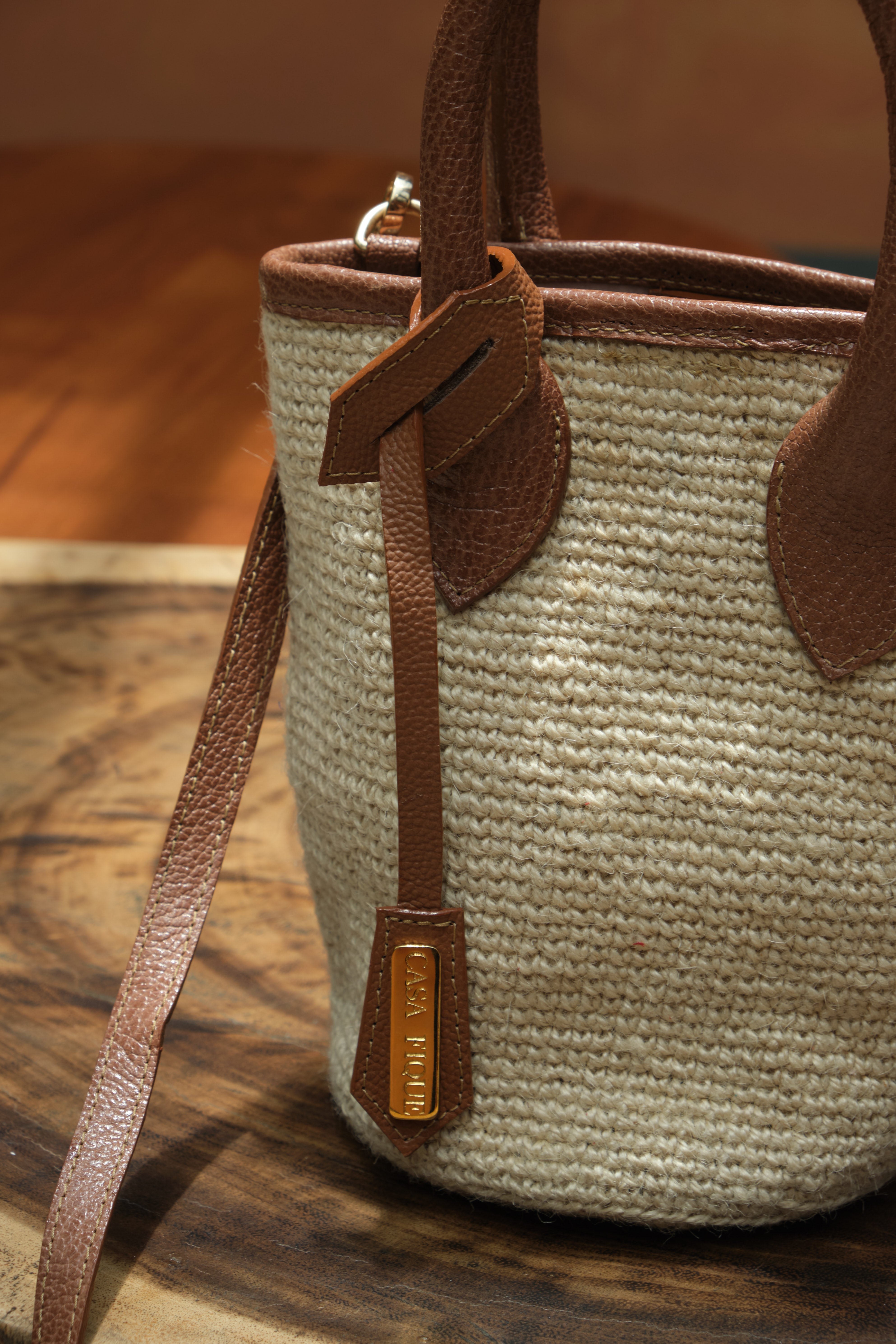 BIANCA BAG ALMENDRA